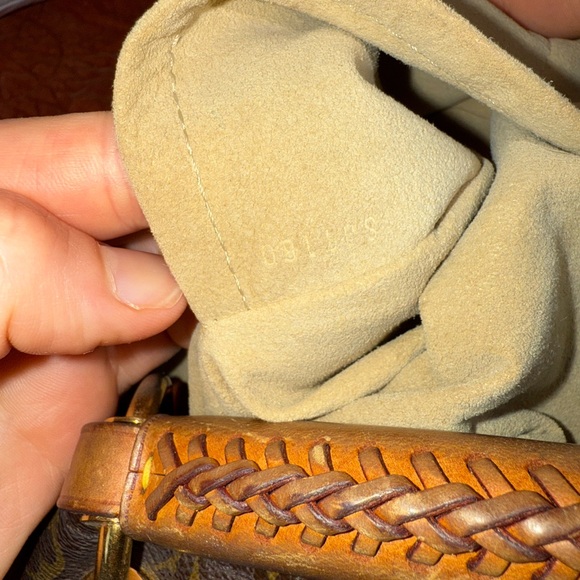 Louis Vuitton Brown Monogram Shoulder Bag AUTHENTIC ‼️‼️ - Picture 5 of 16